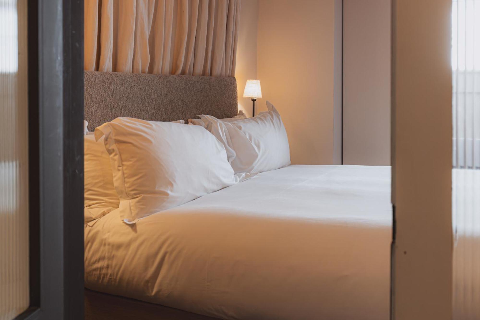 No 15 By Guesthouse, Bath Ngoại thất bức ảnh A bed