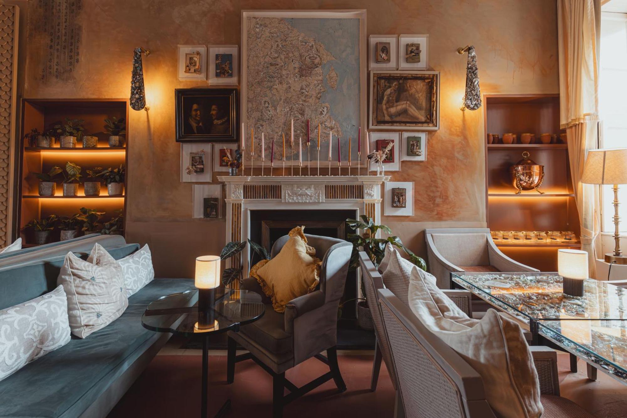 No 15 By Guesthouse, Bath Ngoại thất bức ảnh The Drawing Room at The Mitre Hotel
